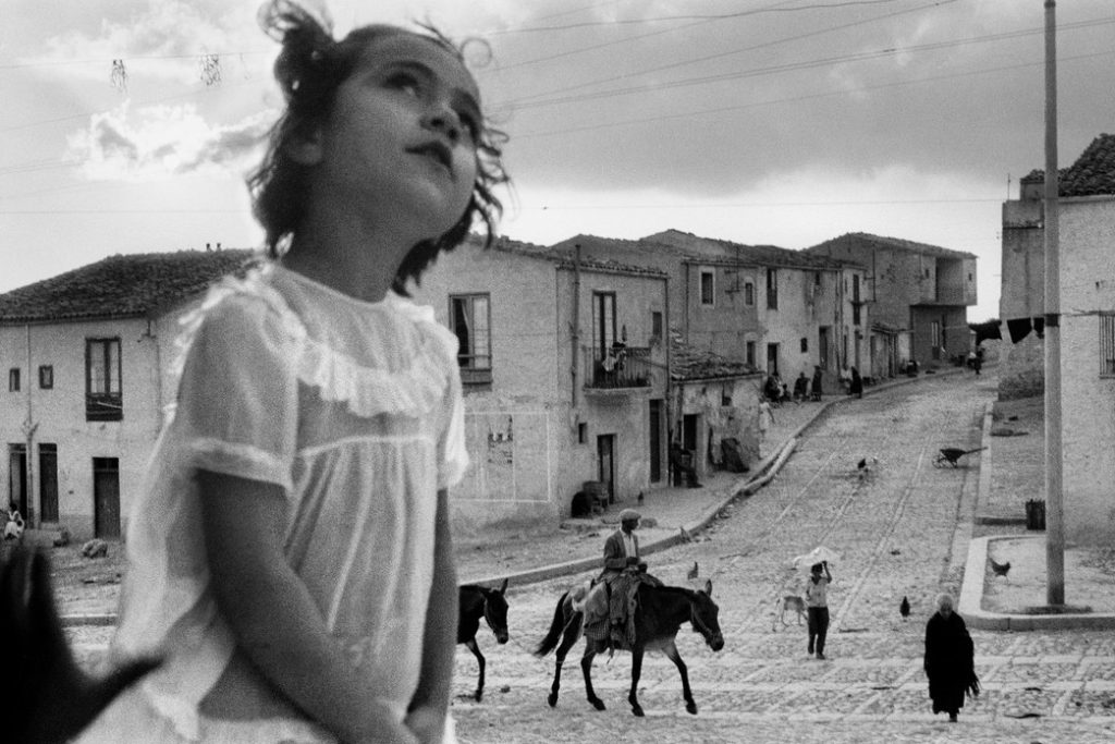 Sergio Larraín’s Letter to His Nephew: A Photography Lesson in the Age of AI